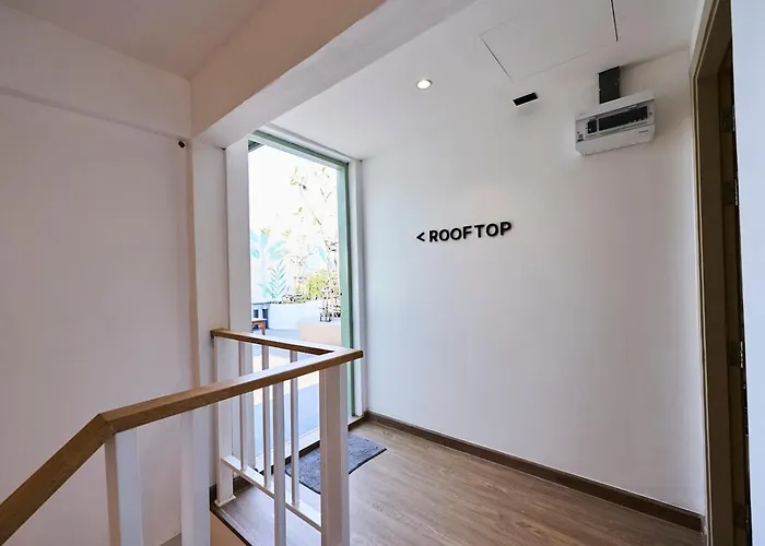 Baan Gu Hotel 3*